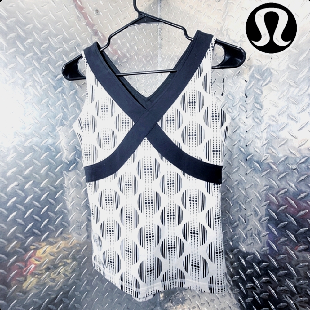 Lululemon Activewear top